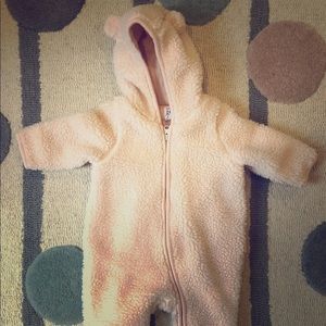 Pale pink/blush sweatsuit bodysuit Frim gap 3-6 mo